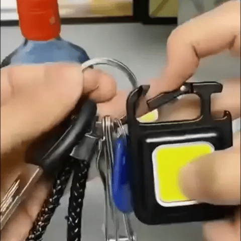 Mini-Linterna LED Llavero Multifuncional